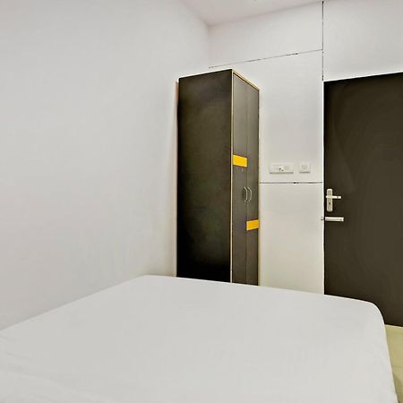 Hotel O North Campus Ню Делхи Екстериор снимка