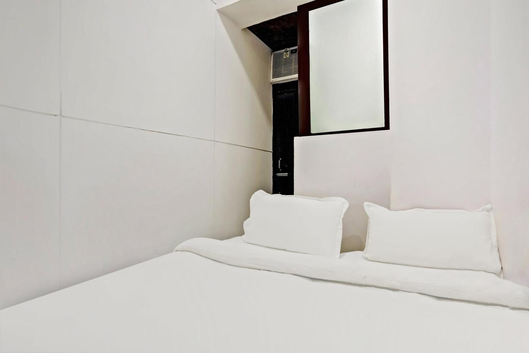 Hotel O North Campus Ню Делхи Екстериор снимка