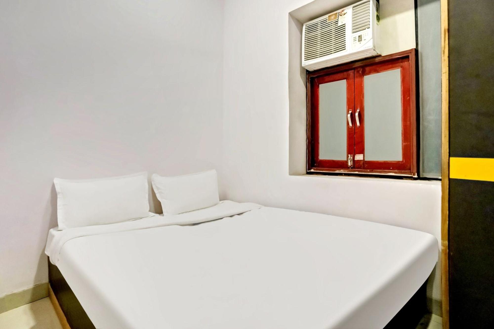 Hotel O North Campus Ню Делхи Екстериор снимка